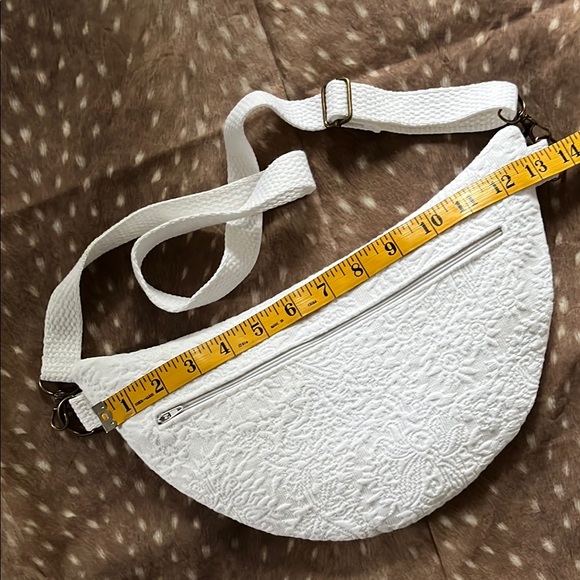 Fun White Quilted Women's crossbody bag custom - Picture 5 of 7